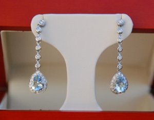 aqua earring2.JPG