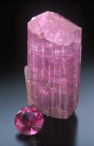 maine_tourm_gem_crystal.jpg