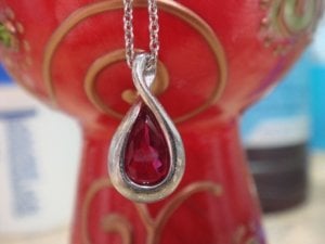 Ruby Pendant 2 008.jpg