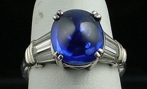 feature_jewelry_sapphire_diamond_ring0546_l.jpg