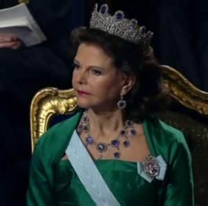 QueenSilviaNobel2010a.jpg