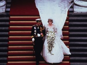 600full-diana-spencer.jpg