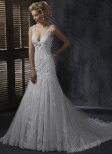 maggie-sottero-wedding-dress-ella.jpg