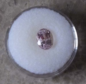 chicken kunzite 042.JPG