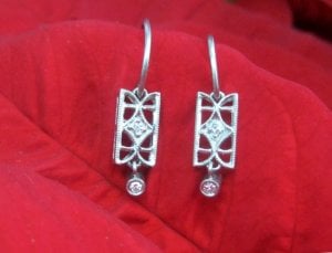 holiday contest earrings.jpg