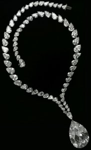 Taylor-Burton_Diamond_Necklace_1969.jpg