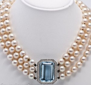 Tiffany Pearl Necklace.jpg