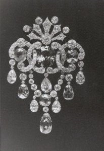 Empress AlexandraSapphireBrooch.jpg