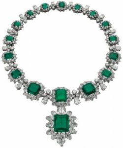 Elizabeth_Taylor_emerald_necklace_xlarge.jpg