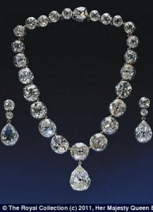 queenvicotircolletnecklace.jpg