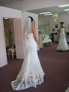 pronovias-1-lace-back.jpg