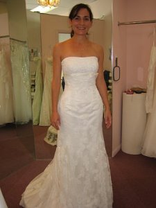 pronovias-1-lace-front.jpg