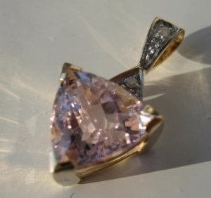 Kunzite trilliant cut pendant.jpg