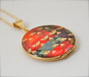 colour study locket verabel & fox.jpg