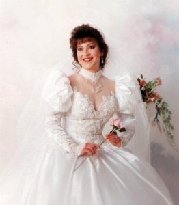 myweddingdress1991.JPG