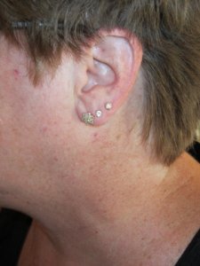 ear3 (450 x 600).jpg