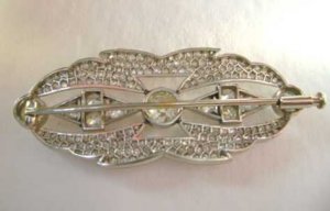 brooch003.jpg