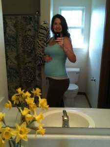 31weekbump006.jpg