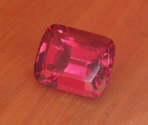 Red spinel2.JPG