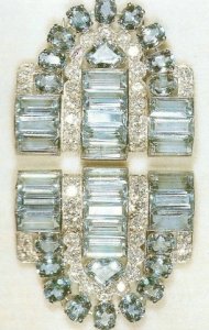 brooch_-_aquamarine_cartier_clips.jpg