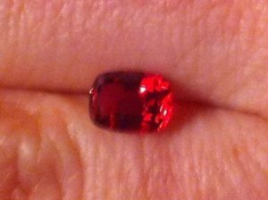 red_spinel_001.jpg