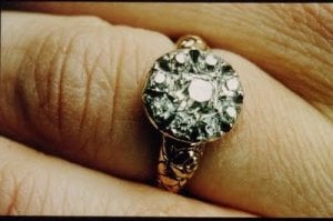 gracie_jewellery_sarah_chatto_engagement_ring.jpg