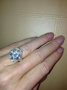 salahi_engagement_ring.jpg