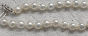 pearls_detail.jpg