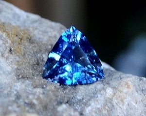 5-26ct-sapphire-jim-rentfrow0001_1.jpg