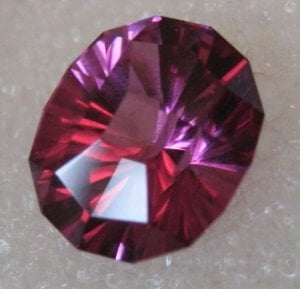 umbalite_garnet_1.jpg