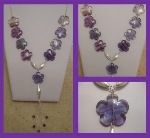 fluorite_flower_necklace3.jpg