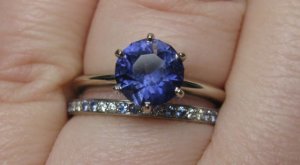 sapphire_ring2.jpg