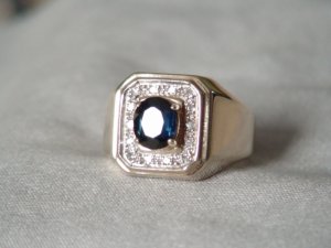 blue_sapphire_and_diamonds_4.jpg