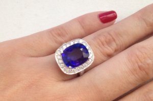 tanzanite_684_3__800x532_.jpg