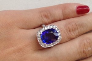 tanzanite_684_5__800x535_.jpg