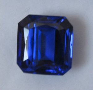 tanzanite_loose_stone_18ct.jpg