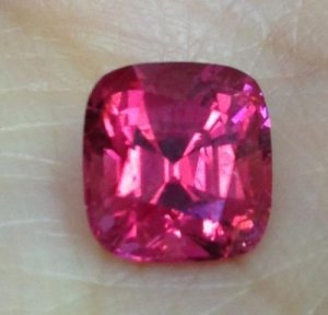 enlargedredspinel.jpg