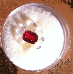 moonstone_spinel_001.jpg