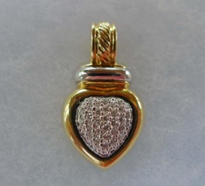 david_yurman_18kt_pave_heart.jpg