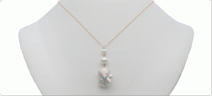 white_metallic_fireball_pendant.gif