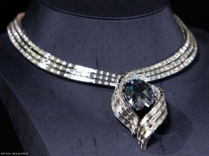 hope-diamond_gree_20101118121935_640_480.jpg