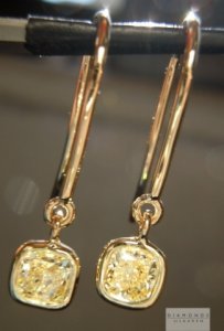 yellow_diamond_bezel_earring4.jpg