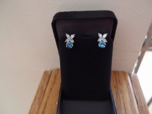 sharonvictoriaearrings1.jpg