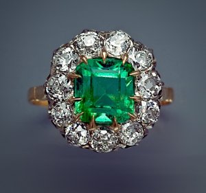 antique_emerald_0.jpg