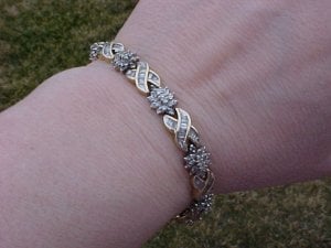 my 9 carat bracelet.JPG