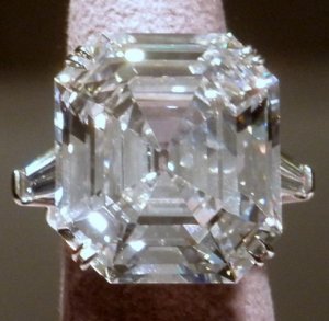 krupp_diamond_real_photo_close_up_at_gia.jpg