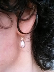 poj_metallic_drop_earring.jpg