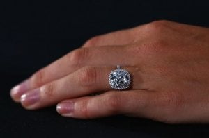 caroline-wozniacki-ring.jpg