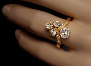 ladies_diamond_ring_32.jpg