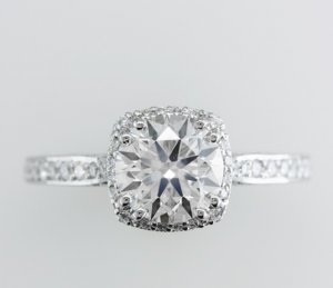 tacori-dantela-crown-diamond-engagement-ring-in-platinum-for-whiteflash_38762_topview__1_.jpg